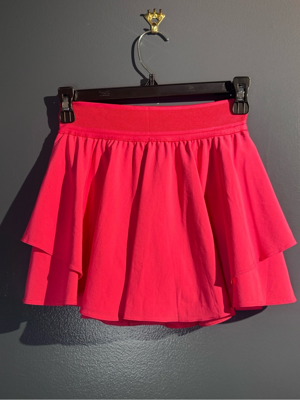 Lululemon Women’s Court Rival High Rise Skort size 2 LIPG lip gloss hot pink